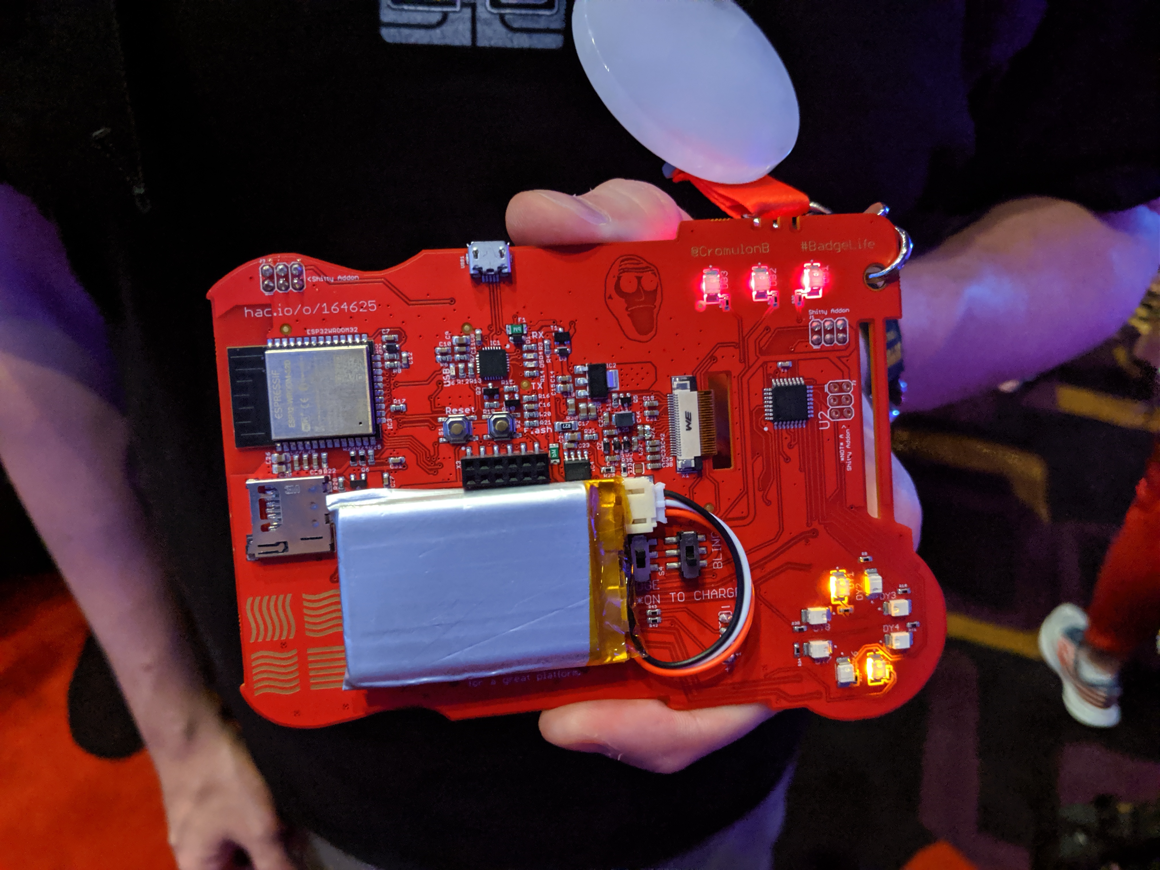 DC27 Mooltipass badge - rear