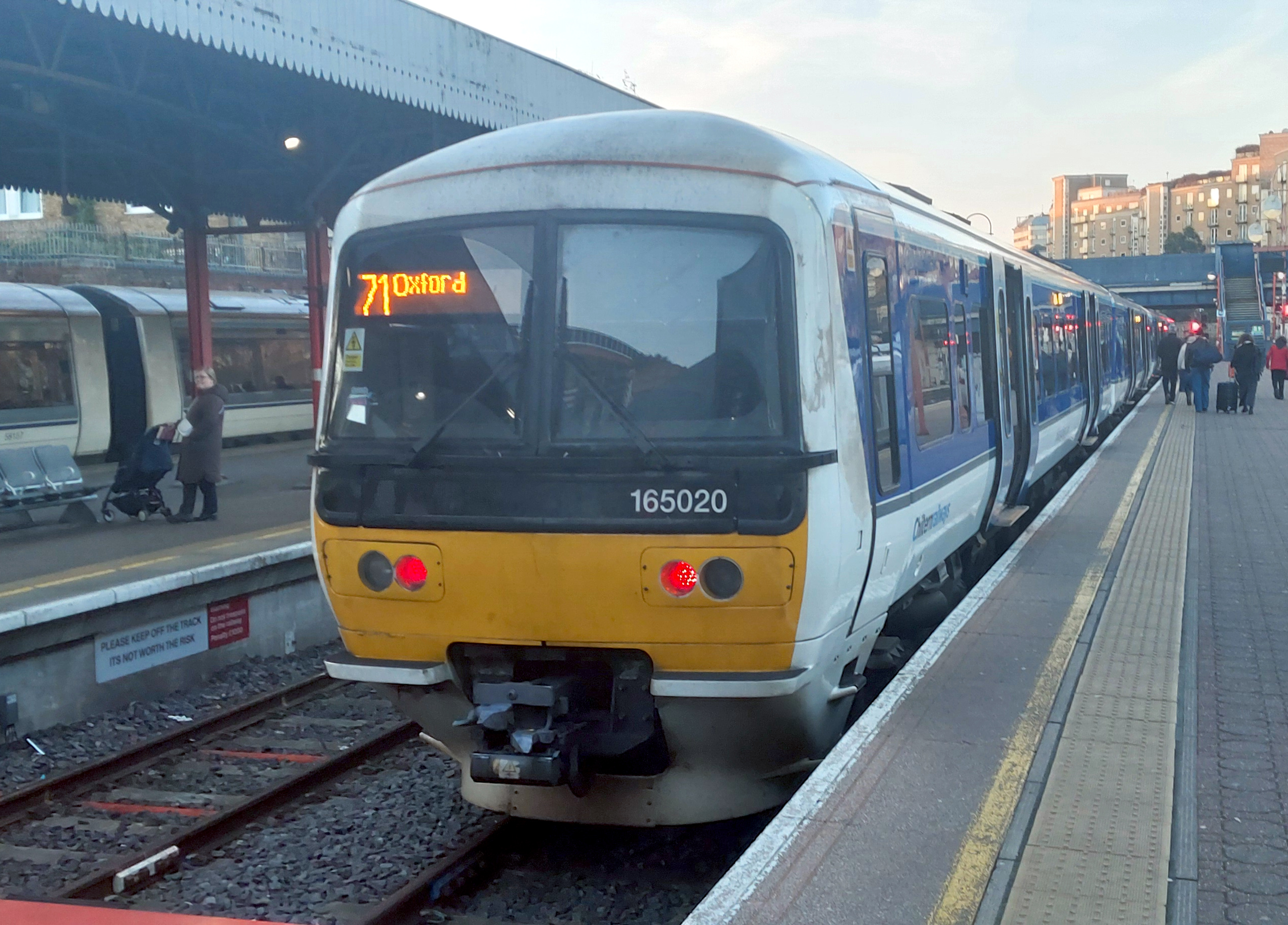 A British Rail Class 165 "Networker" train at a platform on Marylebone station, London.