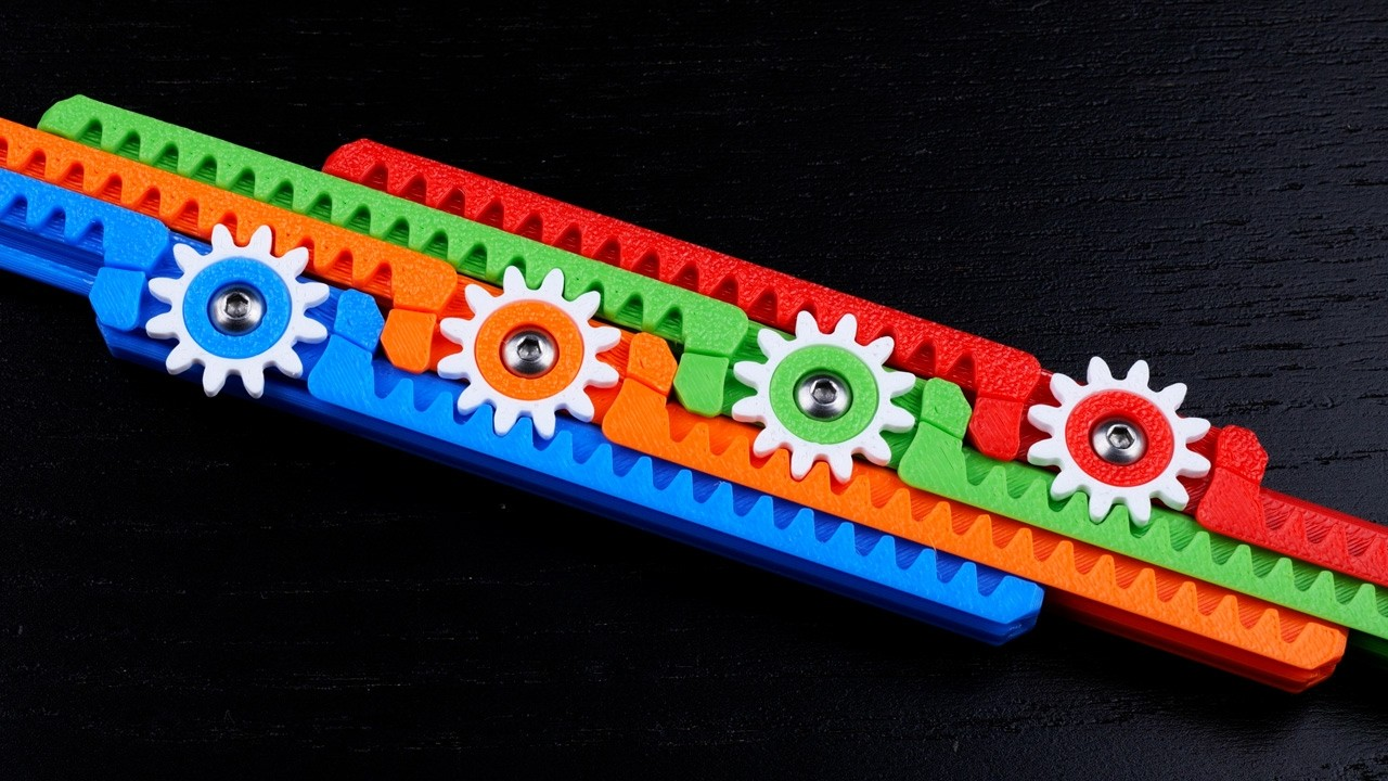 Expanding rack structure