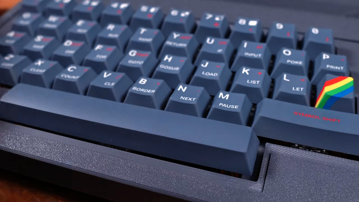 ZX Mechtrum Deluxe keyboard close-up