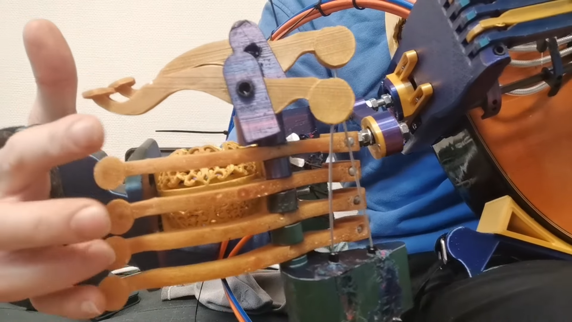 The crank/keying assembly