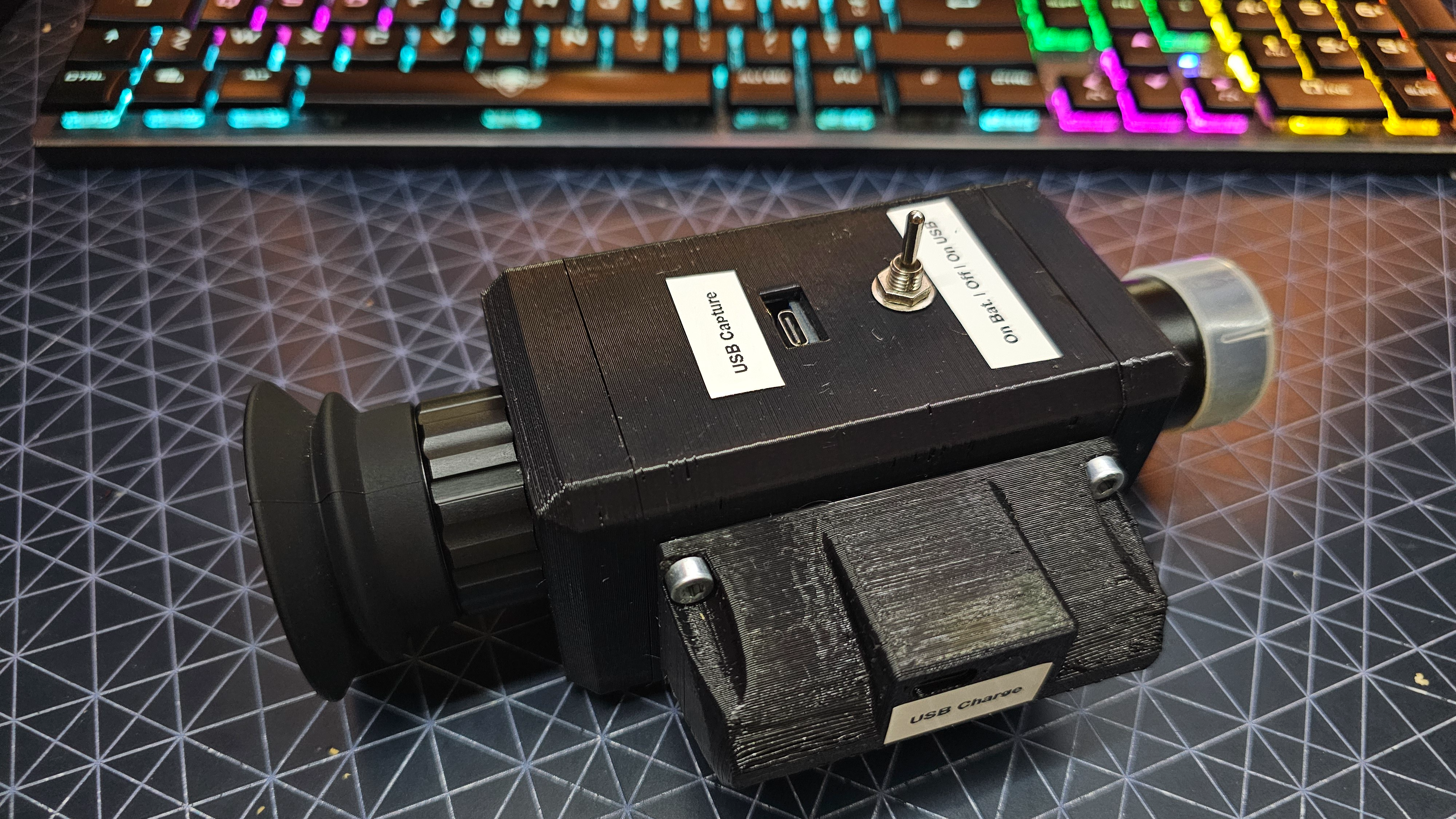 DIY electronic eyepiece viewfinder for telescope