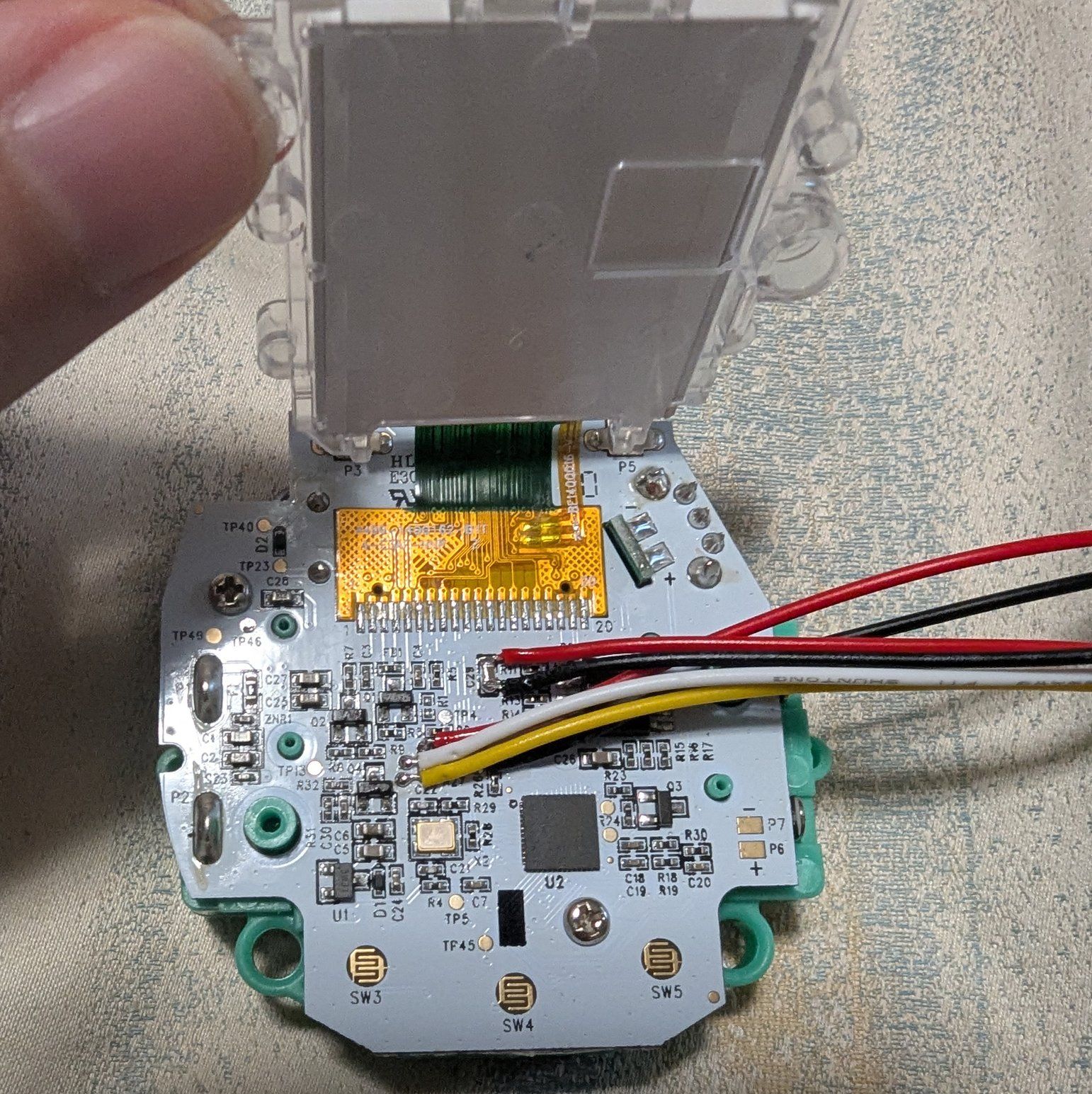 The patient hooked up for some reverse-engineering. (Credit: Caralynx, Twitter)