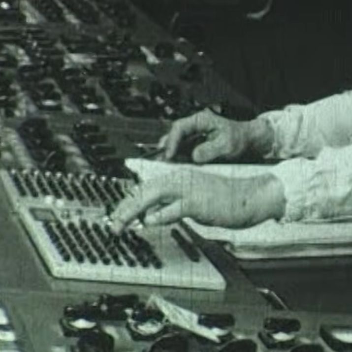 Entering SKALA codes during RBMK operation. (Credit: Pripyat-Film studio)